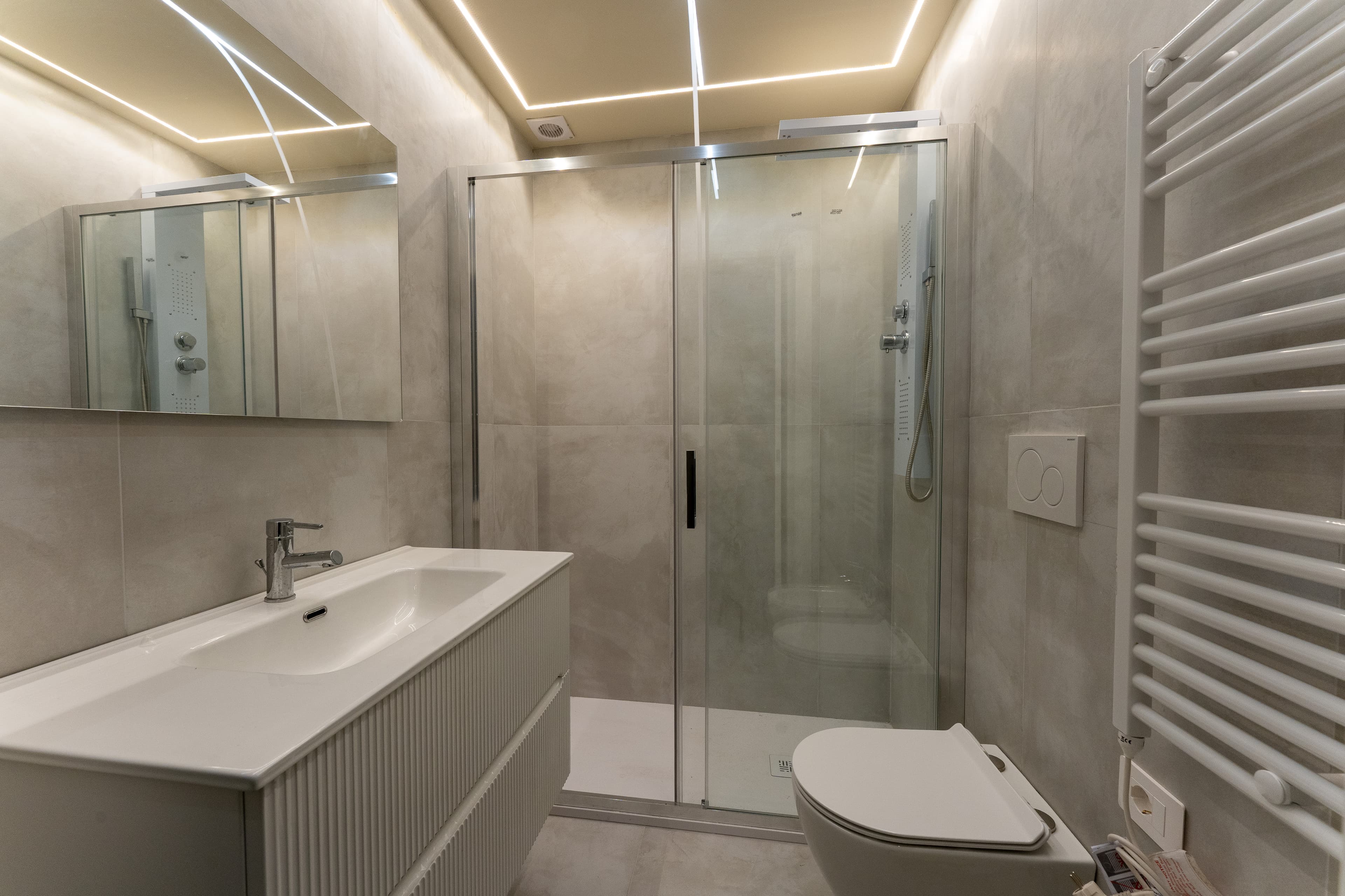 Imbonati 15, Appartamento 1, bagno